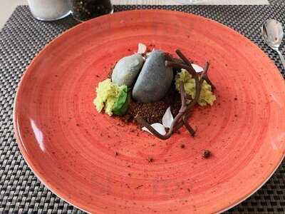 Lateral Fine Food Restaurant