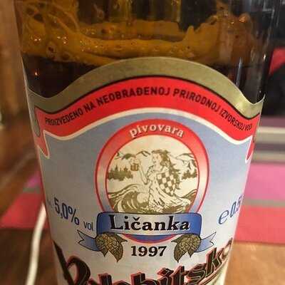 Magazinska Klet Pri Staroj Smokvi