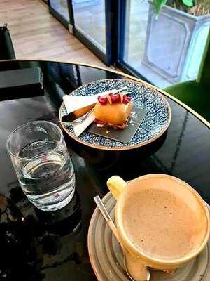 Jolie Petite Pattiserie