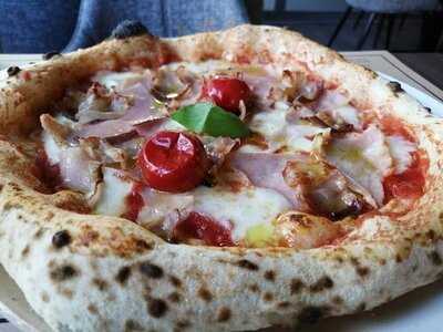 Caffe Bar & Pizzeria Bros