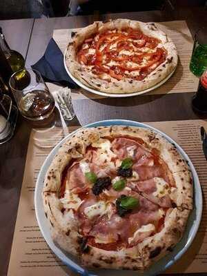 Caffe Bar & Pizzeria Bros
