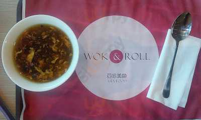 Wok & Roll