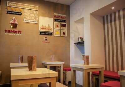 Twist Frozen Yogurt & Smoothies