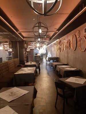 Passage Kod Dragasa Bar & Restaurant