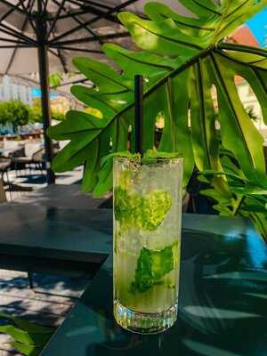 Ambar Bistro & Coffee Bar