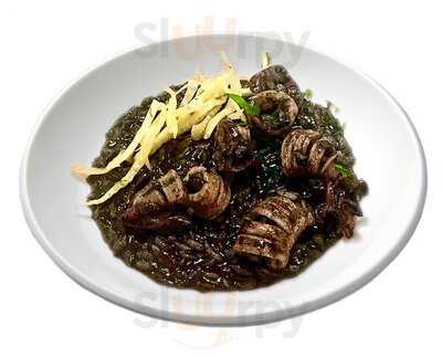 Bots&pots Robotic Restaurant