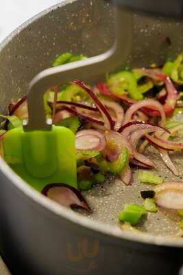 Bots&pots Robotic Restaurant