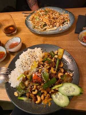 Thai Thai Street Food