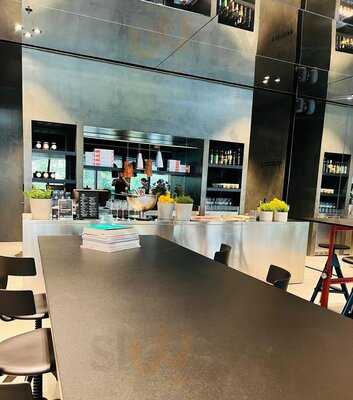 Official Salmon Deli