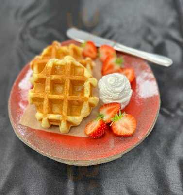 Official Salmon Deli