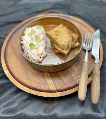 Official Salmon Deli