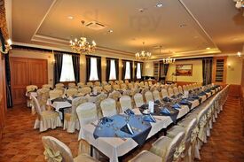 Villa Classica Restaurant & Pub