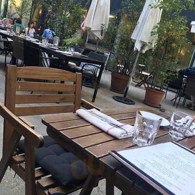 Tiszavirag Restaurant