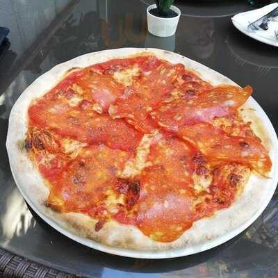 Da Caterina Ristorante E Pizzeria