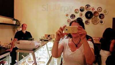 Gulyás Tunkoló Büfé