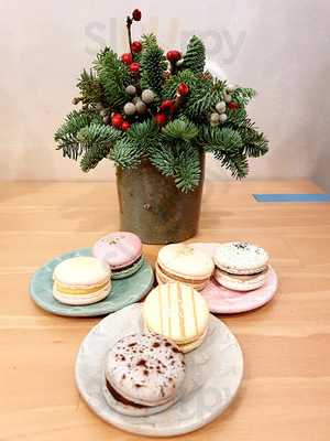 Chez Dodo Artisan Macarons And Café