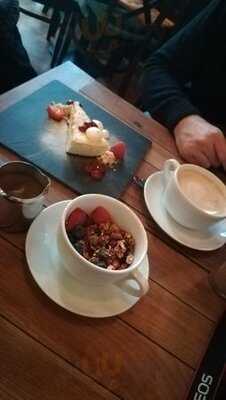 Peet And The Flat White