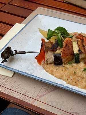 Alma & Körte Étterem