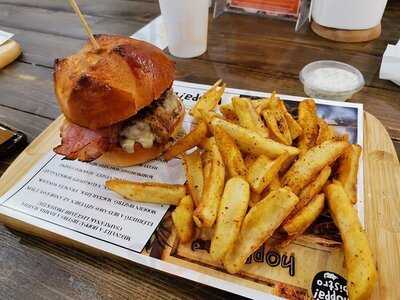 Bamba Marha Burger Bár