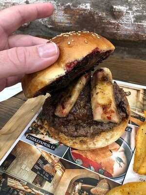 Bamba Marha Burger Bár