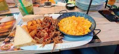 I 55 American Bar & Restaurant