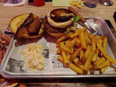 I 55 American Bar & Restaurant