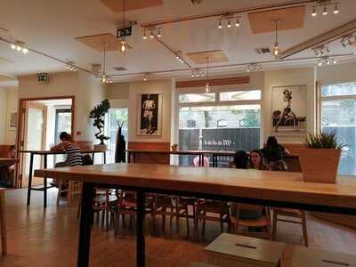 Madal Cafe - Hollán Ernő Utca