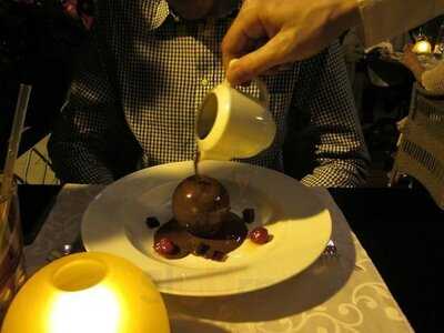 Kollazs - Brasserie & Bar