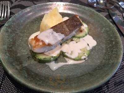 Csalogany 26 Etterem