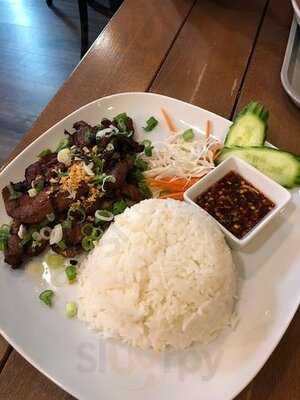 Kao Niaw Ping Kai Restaurant