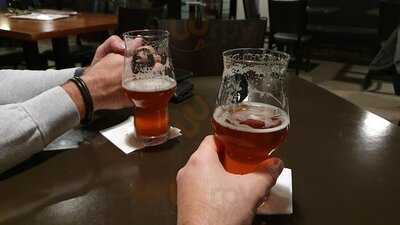 Kandalló Kézműves Pub