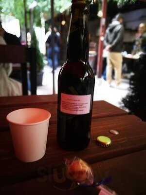 Élesztő Kézműves Söröző