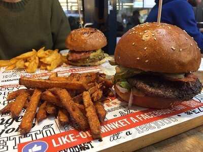 Bamba Marha Burger Bar