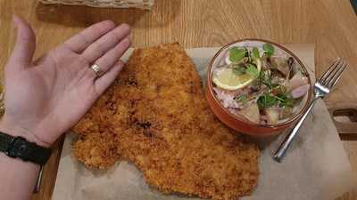 Bonnie Restro Comics