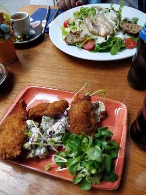 Bonnie Restro Comics