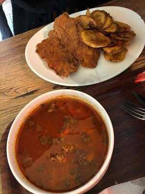 Belvárosi Disznótoros - Károlyi Mihály Utca