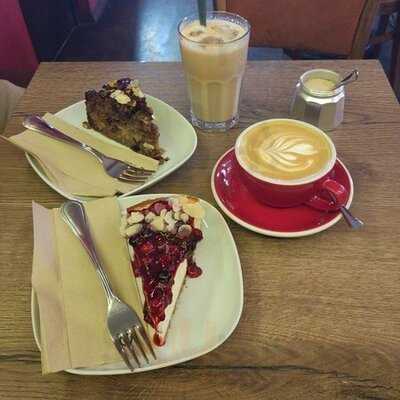 Coyote Coffee & Deli