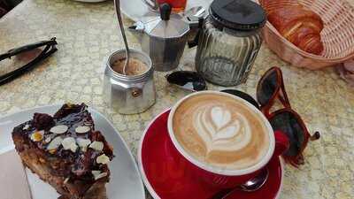 Coyote Coffee & Deli