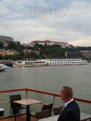 Columbus Étterem és Pub