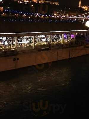 Columbus Étterem és Pub