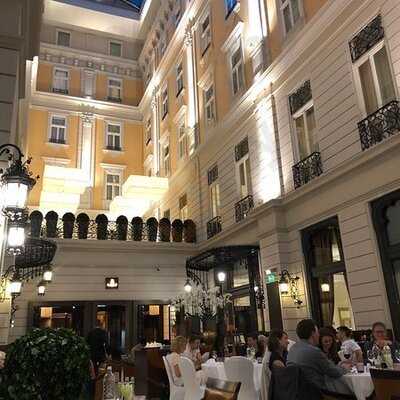 Brasserie & Atrium étterem