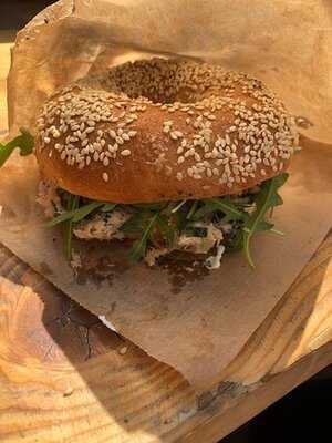 Budapest Bagel