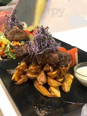 Ring Cafe And Burger Bar