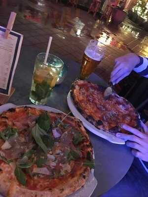 Jamie Oliver's Pizzeria Gozsdu