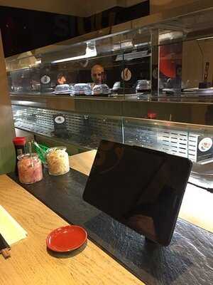 Wasabi Running Sushi & Wok Restaurant - Podmaniczky Utca