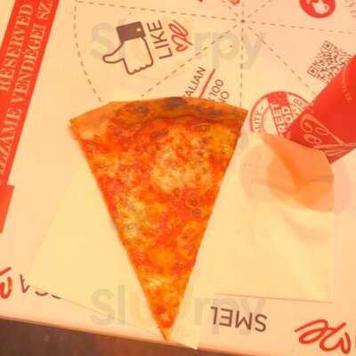 Pizza Me# 1/ La Pizza Di Mamma Sophia