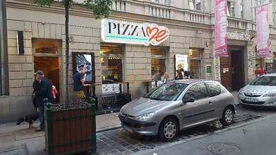 Pizza Me# 1/ La Pizza Di Mamma Sophia