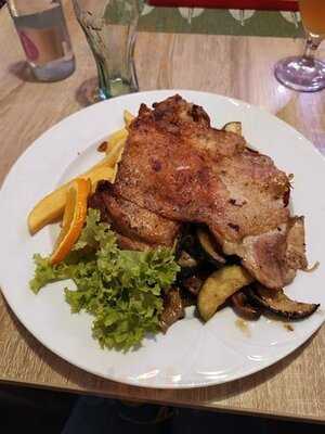 Földes Józsi Vendéglője