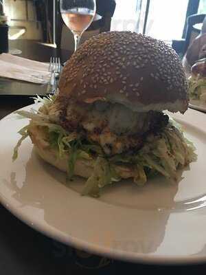 Lidérc Cafe & Pizzéria