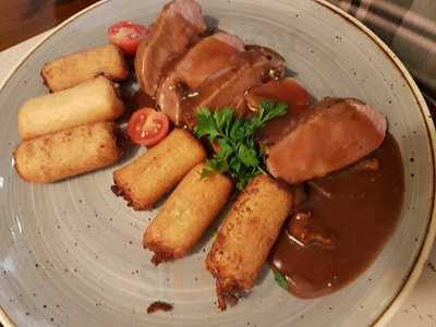 Vakvarju Restaurant Ujlipot